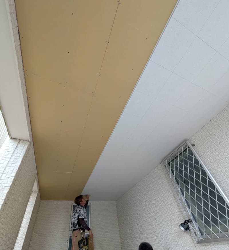 ガレージ施工中